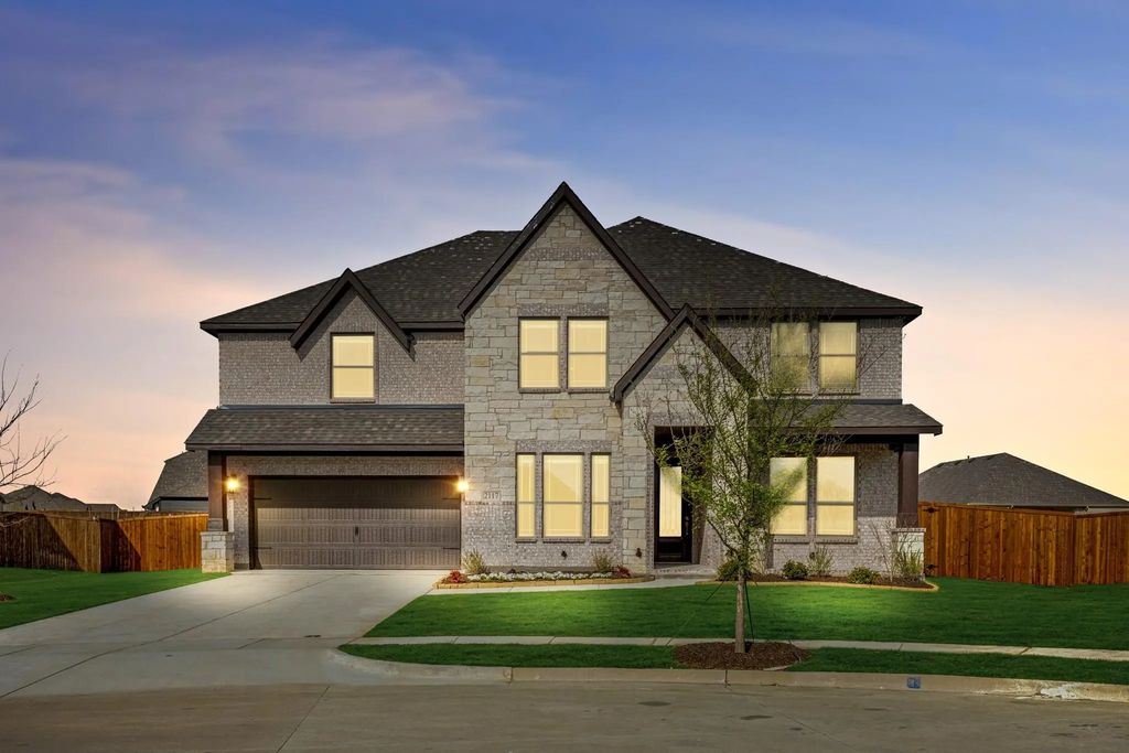 2117 Crosstimber Court, Aubrey