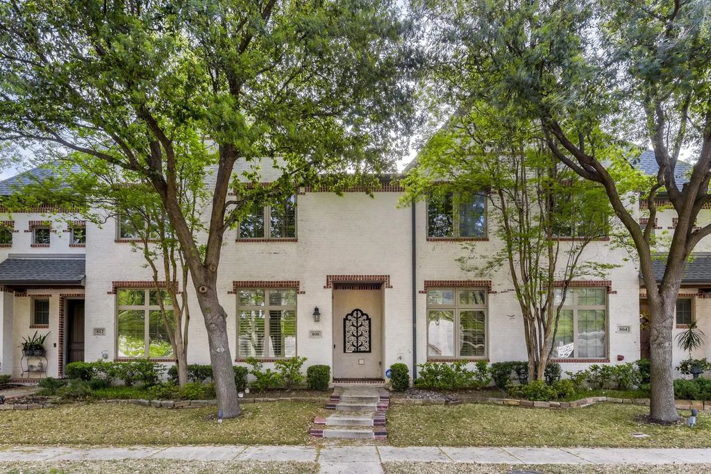 808 Lake Vista Place, Coppell