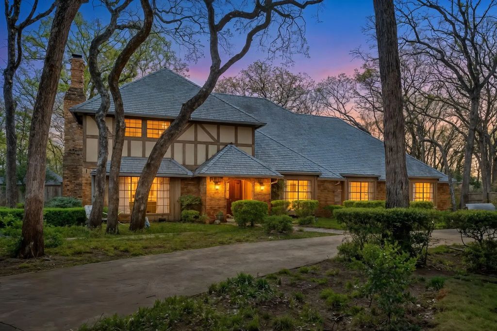 3022 Sherwood Lane, Colleyville