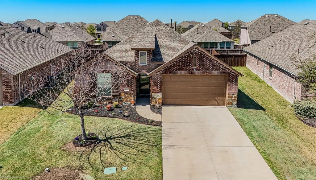 1276 Meridian Drive, Forney