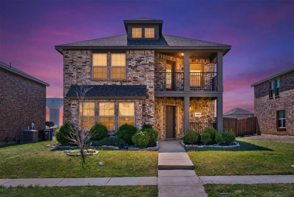 2256 Spring Hollow Dr, Lancaster
