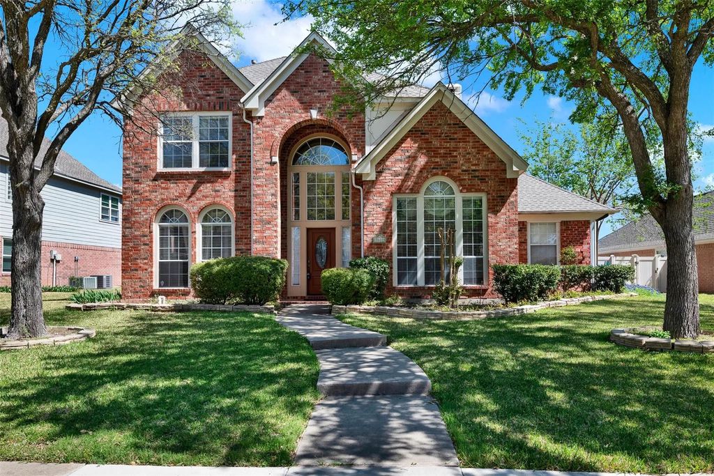 3608 Mackenzie Lane, Richardson