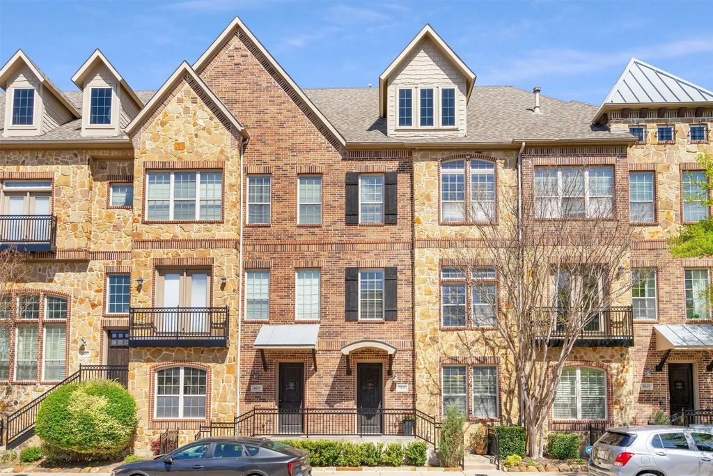 4041 Winsor Drive, Farmers Branch