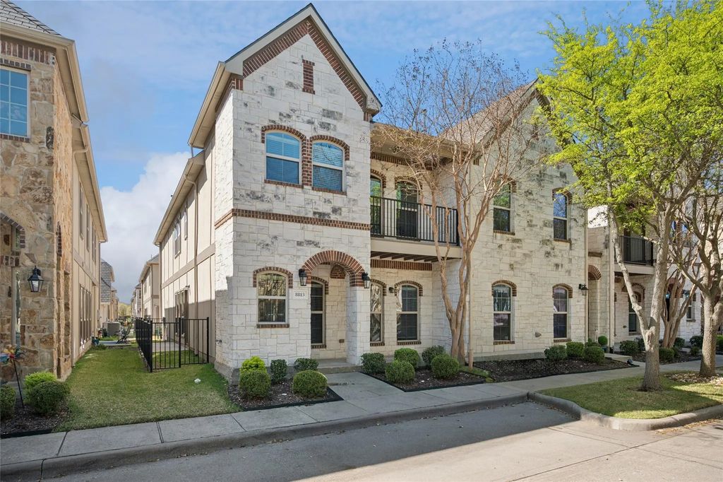 8813 Whitehead Street, McKinney