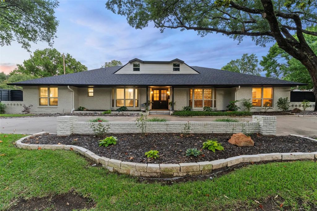 4558 Shady Hill Drive, Dallas