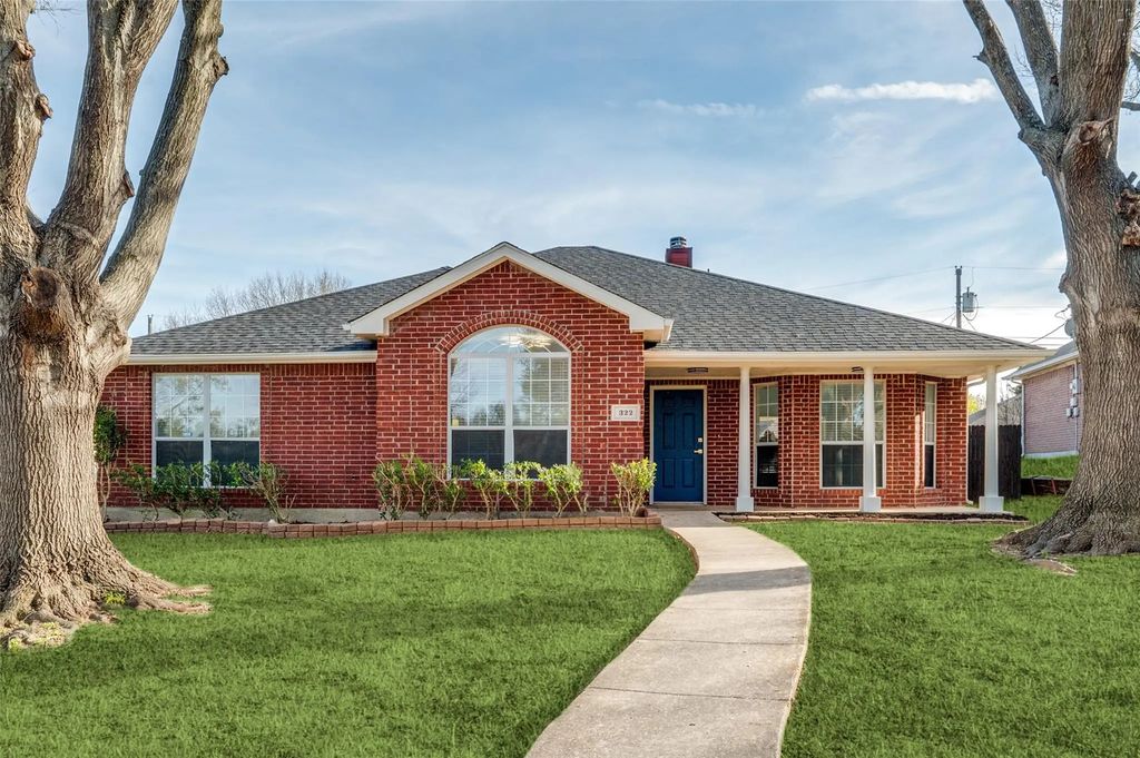 322 E Hillcroft Drive, Duncanville