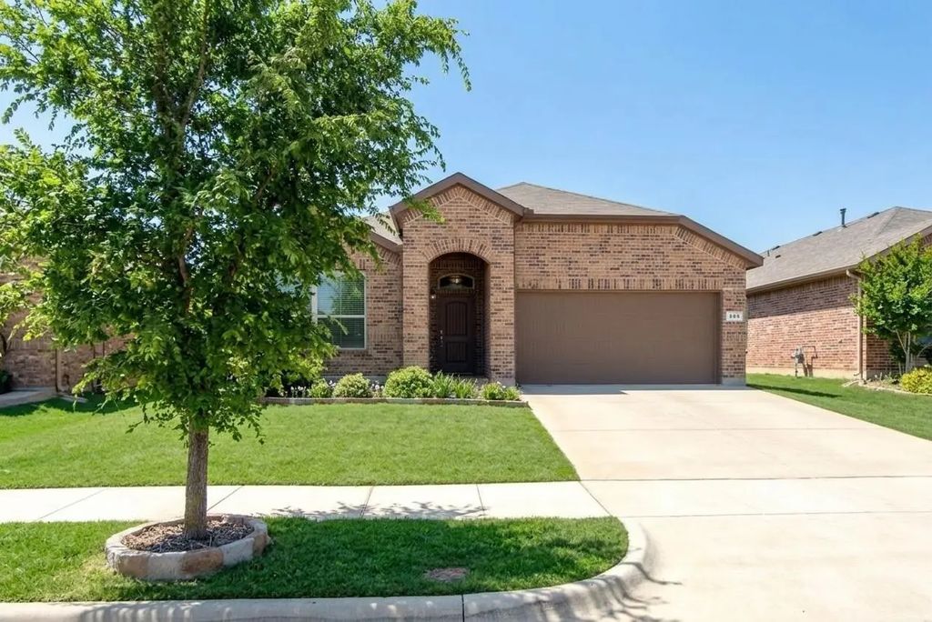 409 Oakbluff Drive, Denton