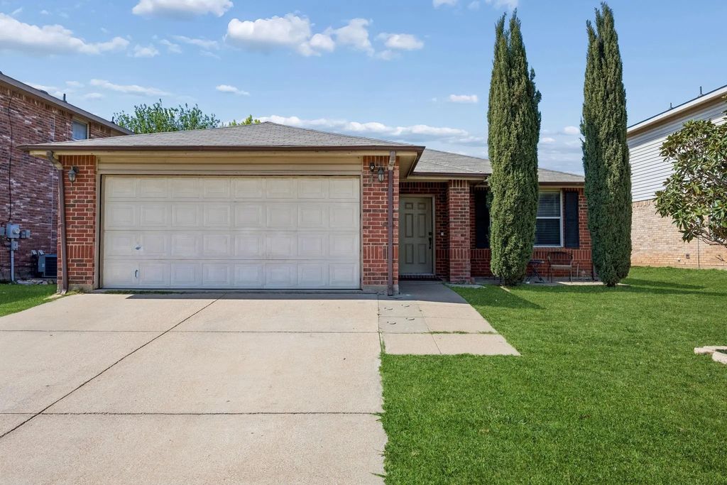 5153 Gold Basin Road, Fort Worth