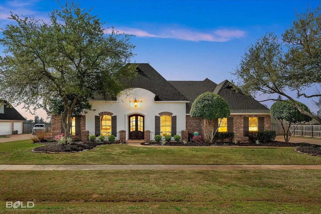 136 Autumn Creek, Bossier City