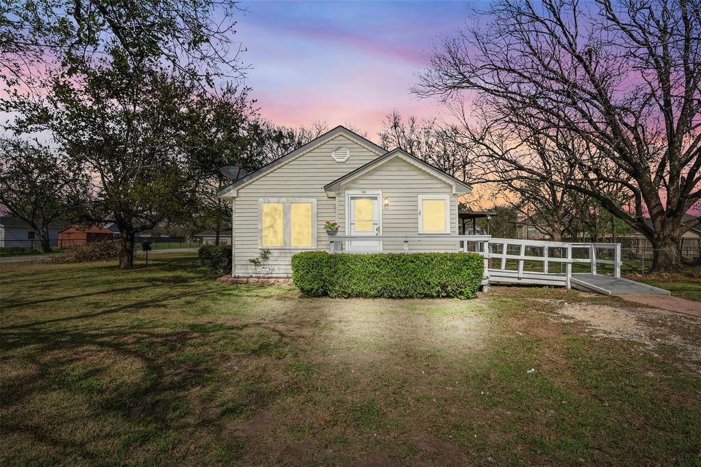 400 S Garrett Avenue, Garrett