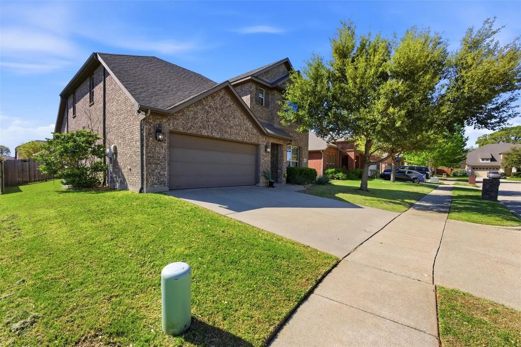 504 Neils Court, Arlington