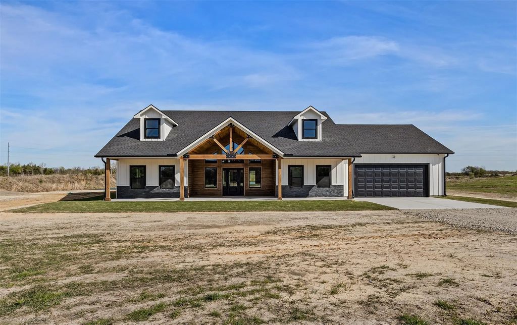 7025 Quarry Lane, Quinlan