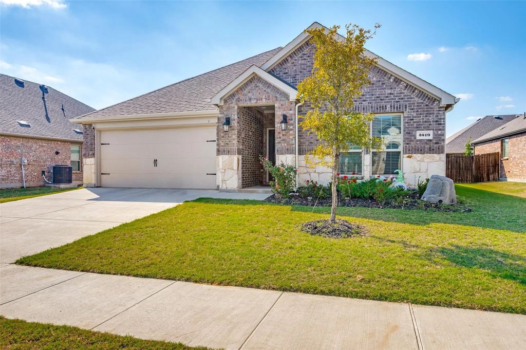 3519 Tunnel Avenue, Aubrey