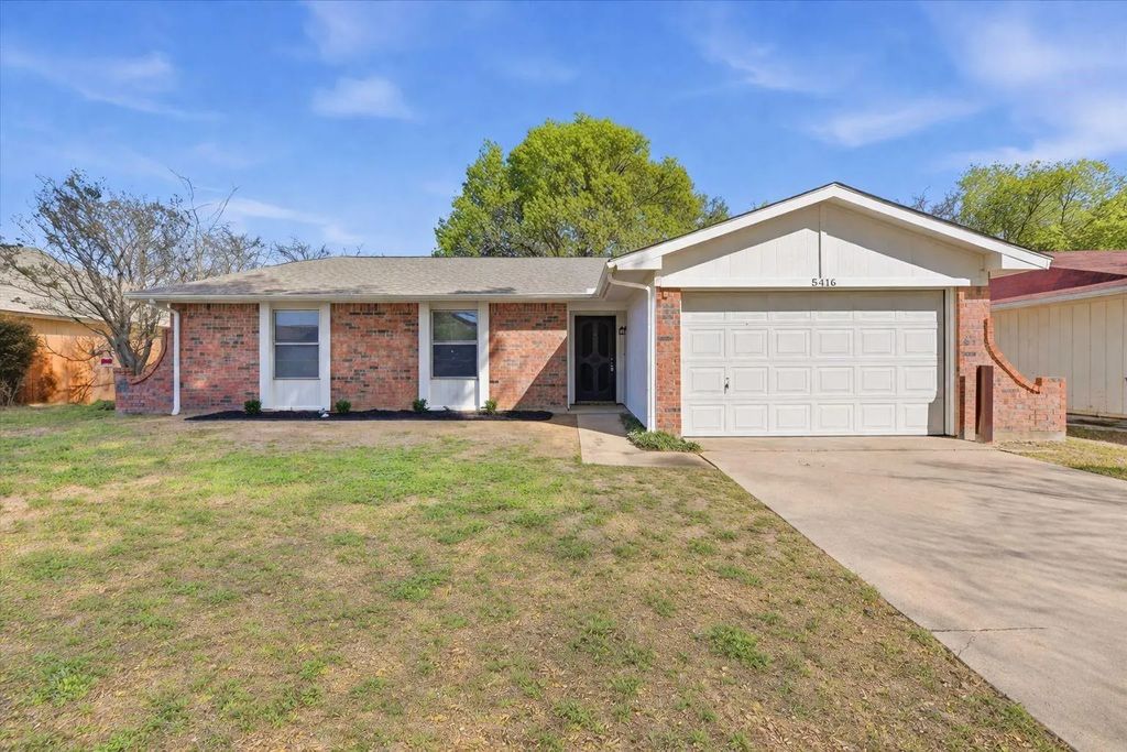 5416 Dunson Drive, Haltom City