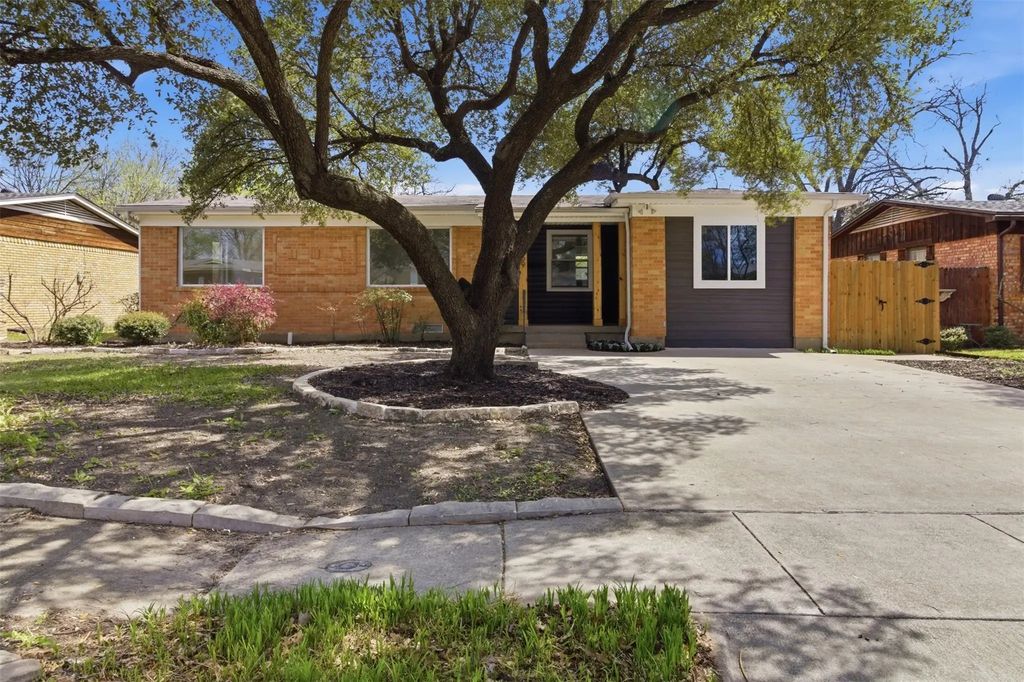 10969 Park Oak Circle, Dallas