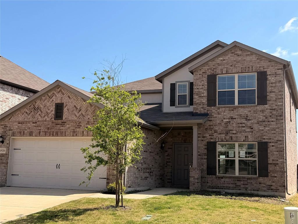 1920 Blackbrush Drive, Royse City