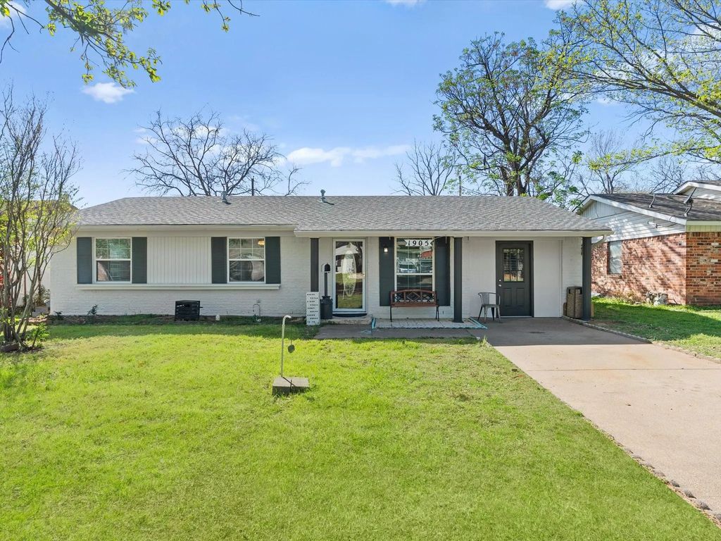 1905 Franklin Street, Irving
