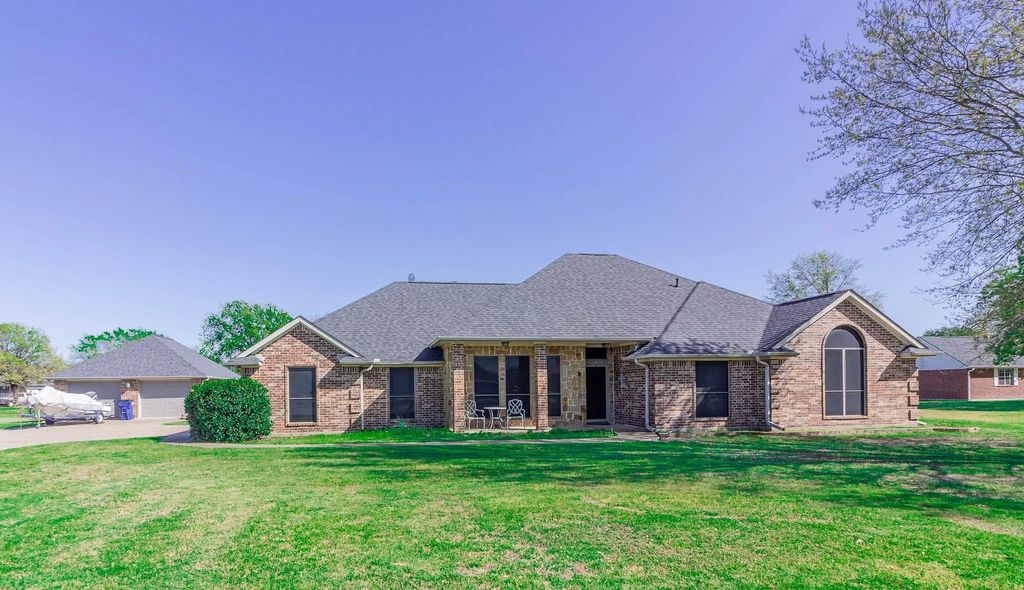 1164 Oak Bend Drive, Post Oak Bend