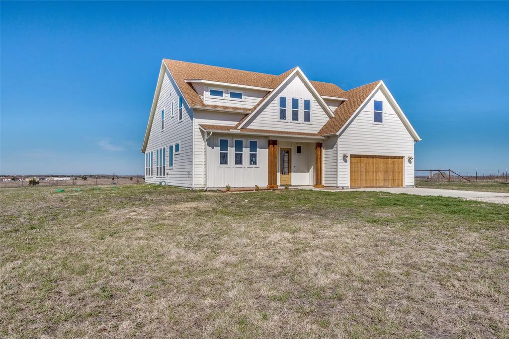 5032 County Road 1094, Celeste