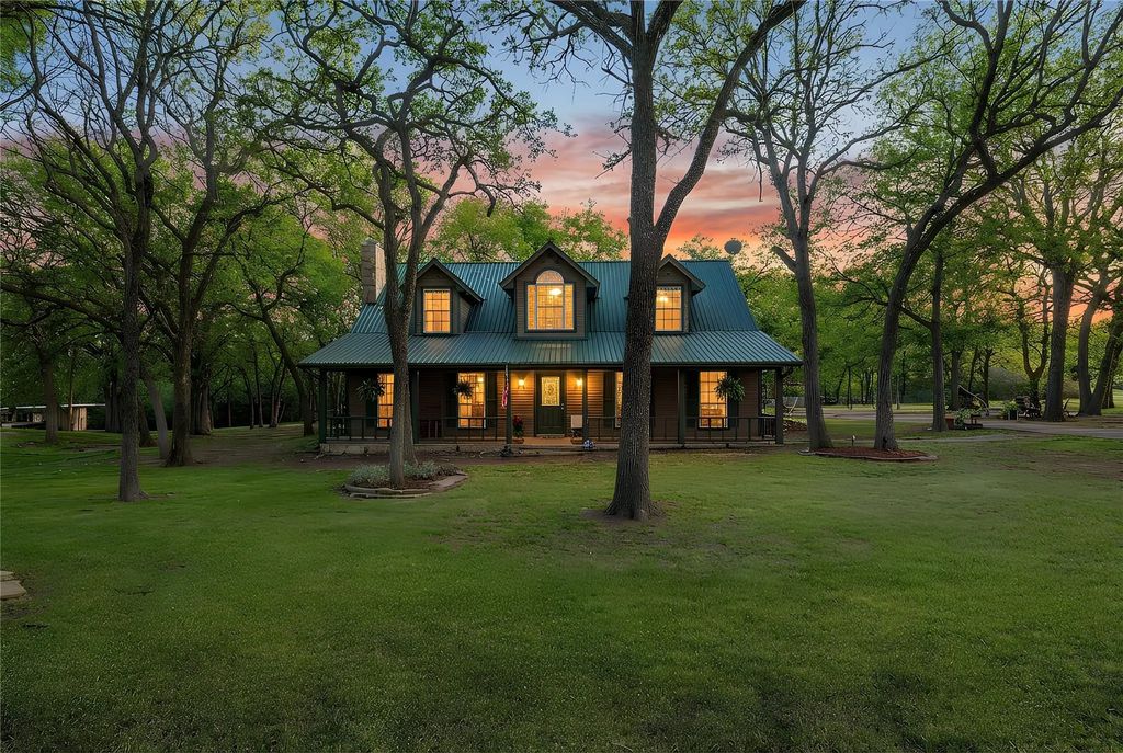 136 Southwinds Drive, Weatherford