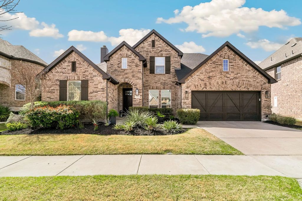 752 Sandbox Drive, Little Elm