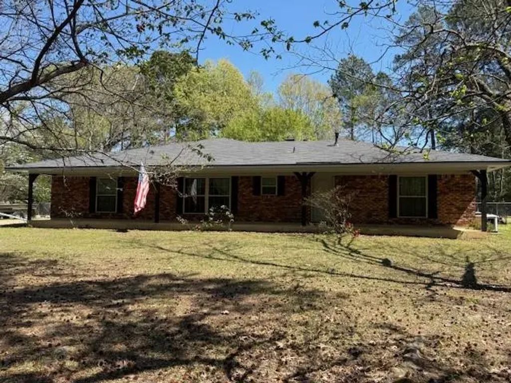 707 Pine Acres Road, Shreveport