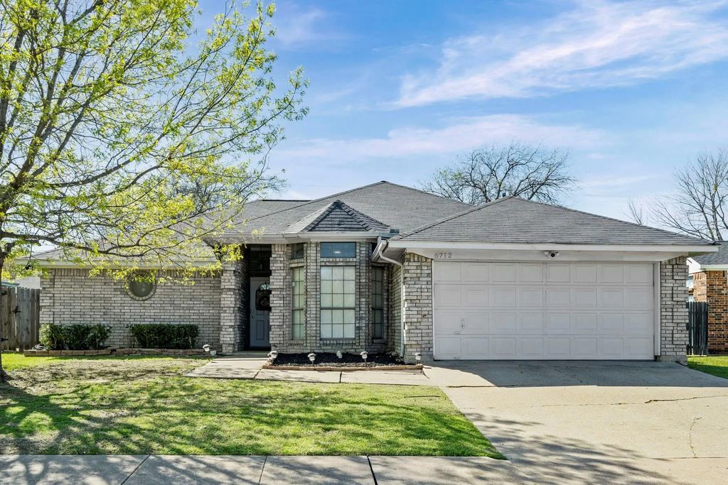 6712 Running Creek Drive, Arlington