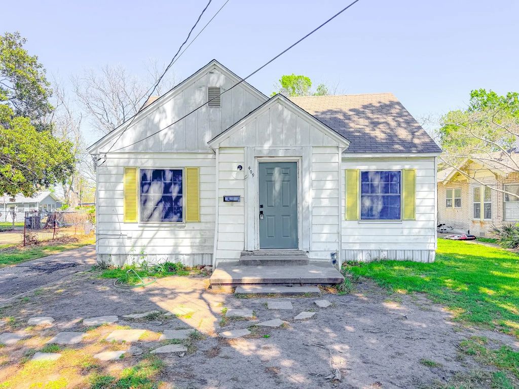 409 S 31st Street, Corsicana