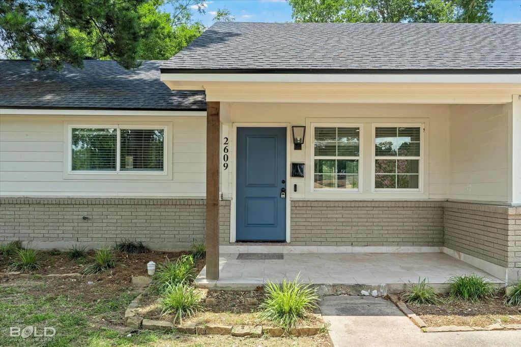 2609 Lyles Lane, Shreveport