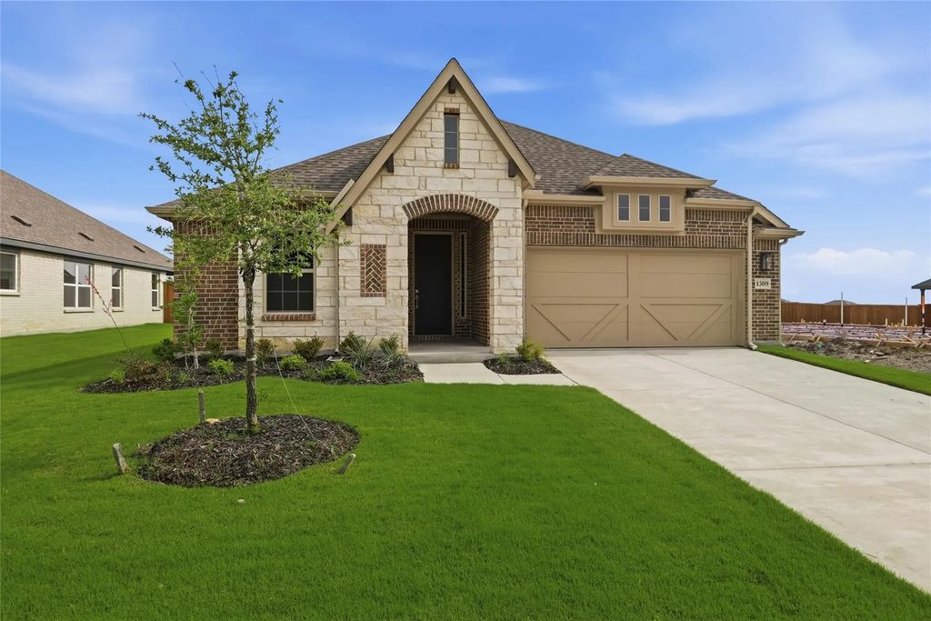 1309 Gardendale Hollow Lane, Anna