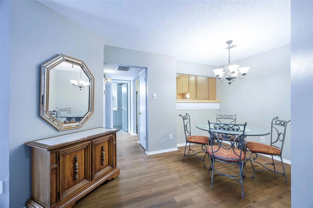 18333 Roehampton Drive 1412, Dallas