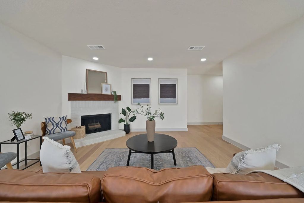5358 Driftway Drive, Fort Worth