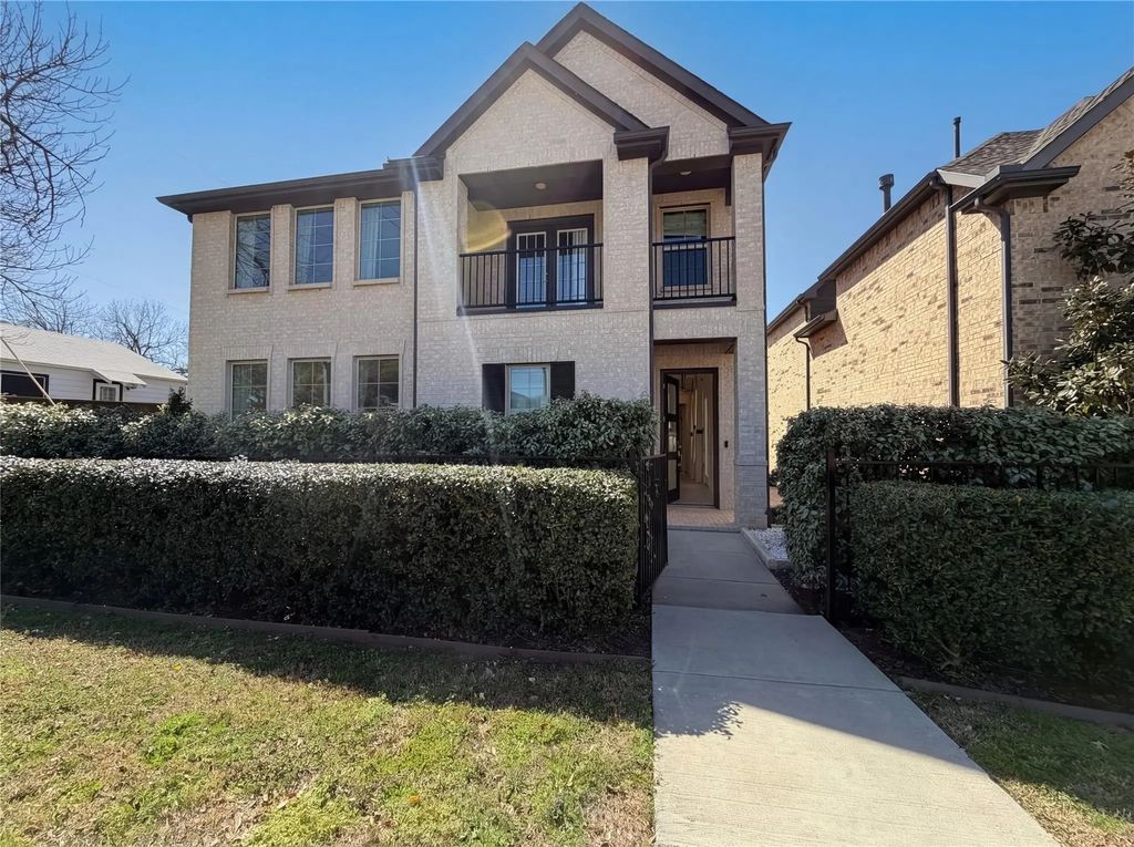 404 W 6th Street, Irving