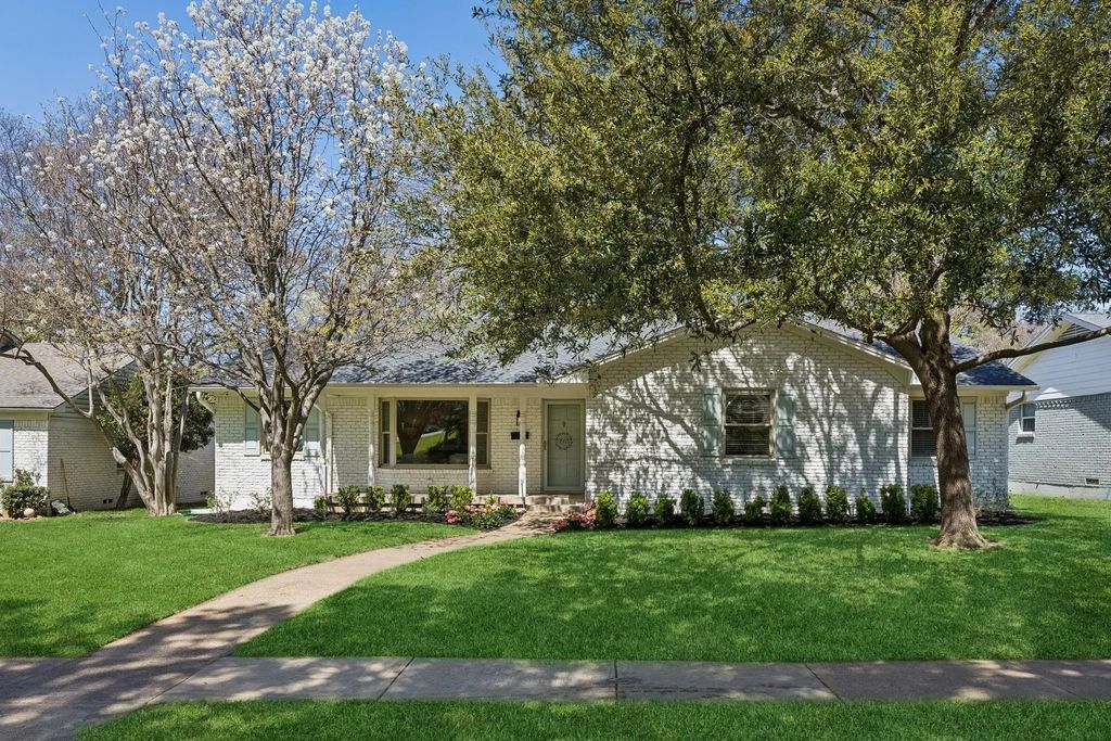 9955 Edgecliff Drive, Dallas