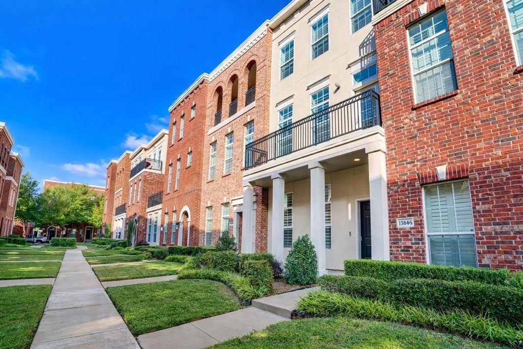 15846 Breedlove Place 152, Addison