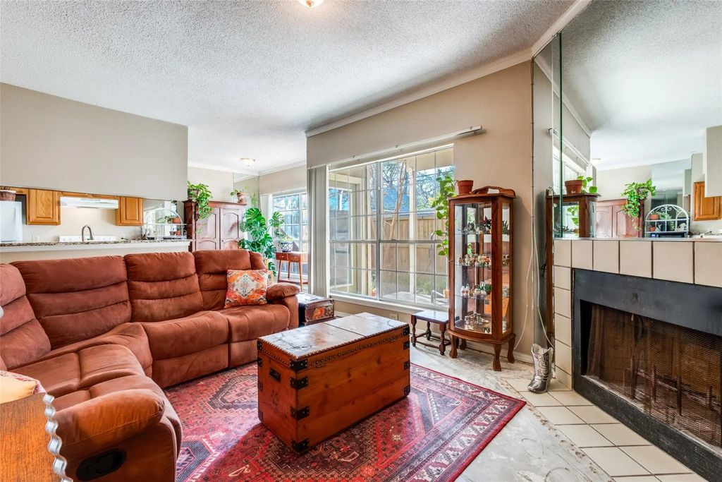 7151 Gaston Avenue 414, Dallas
