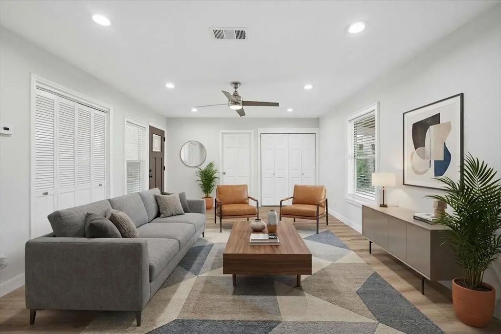 2509 Avenel Drive, Farmers Branch