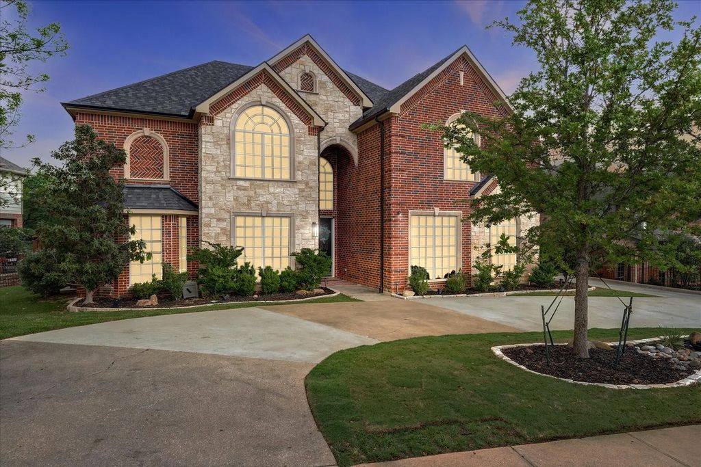 3306 Castlewood Boulevard, Highland Village