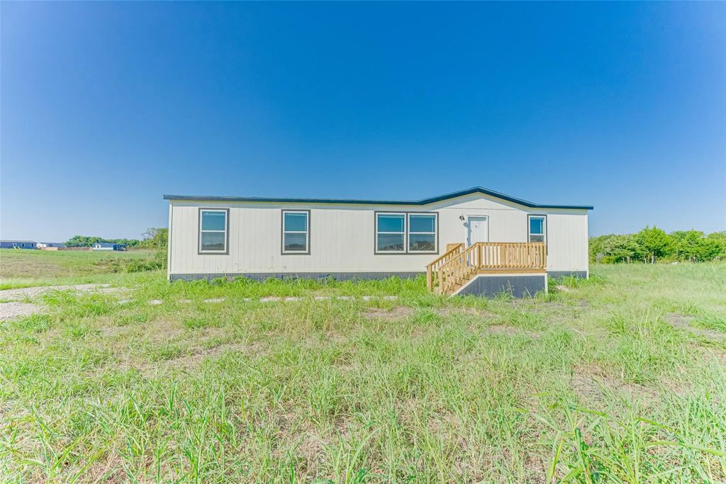 3040 Sitting Bull Lane, Ferris