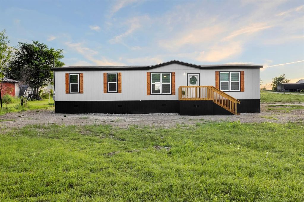 3024 County Road 210, Alvarado