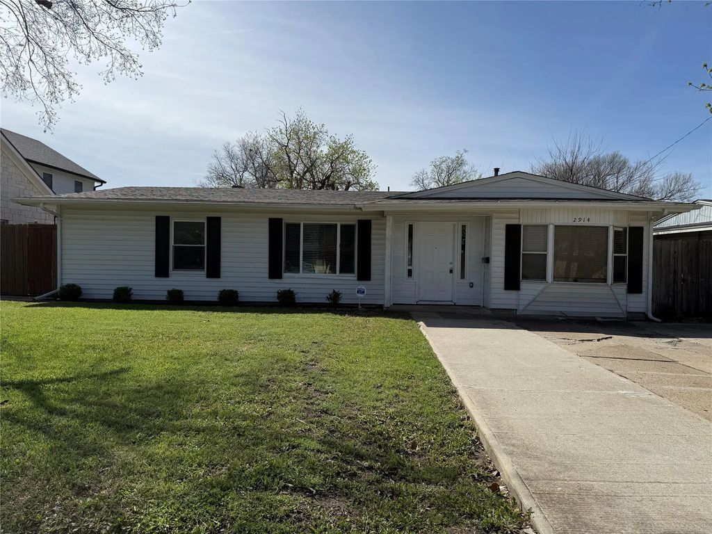 2914 Scottsbluff Drive, Dallas