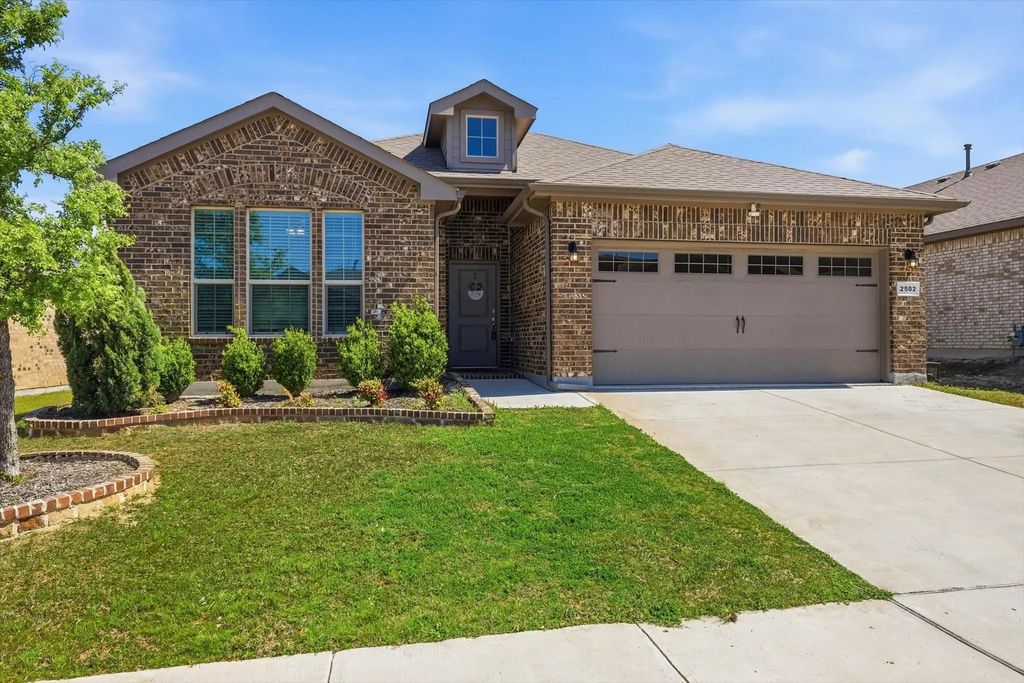 2502 Sunburst Drive, Glenn Heights
