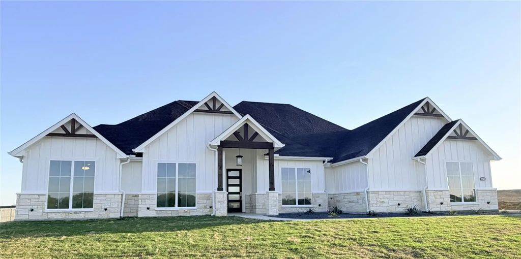 2780 Patrick Road, Waxahachie