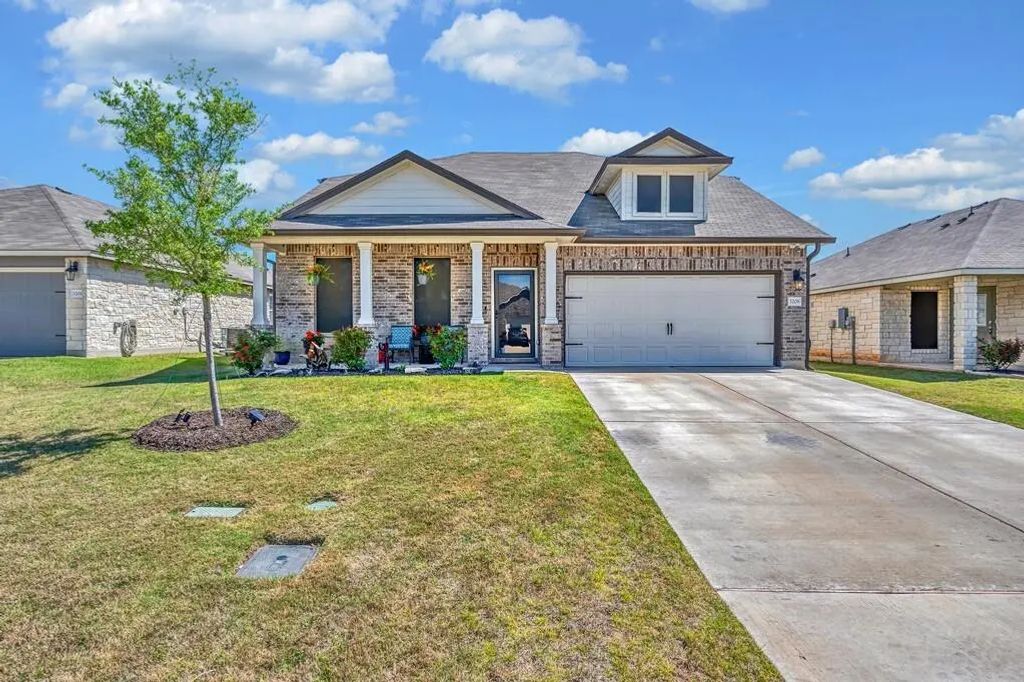 3208 Autry Road, Lorena