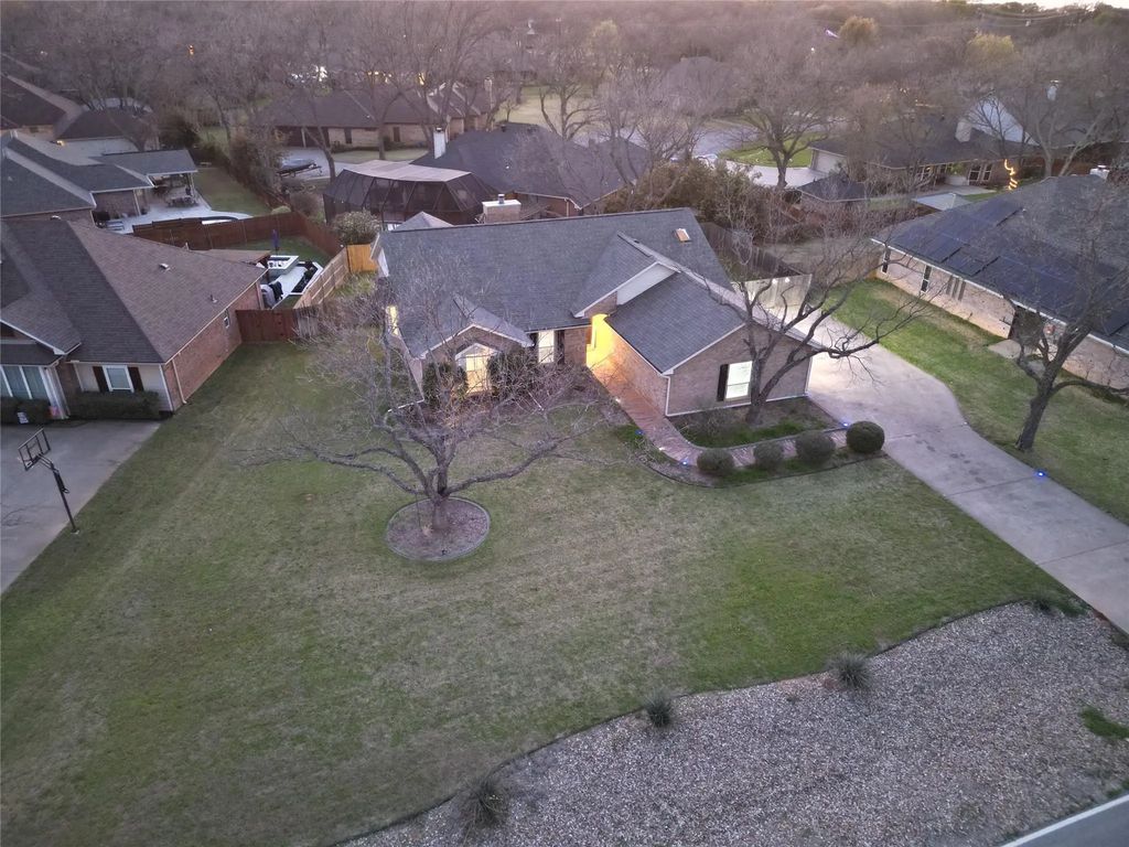 8906 Pleasant Hill Drive, Granbury