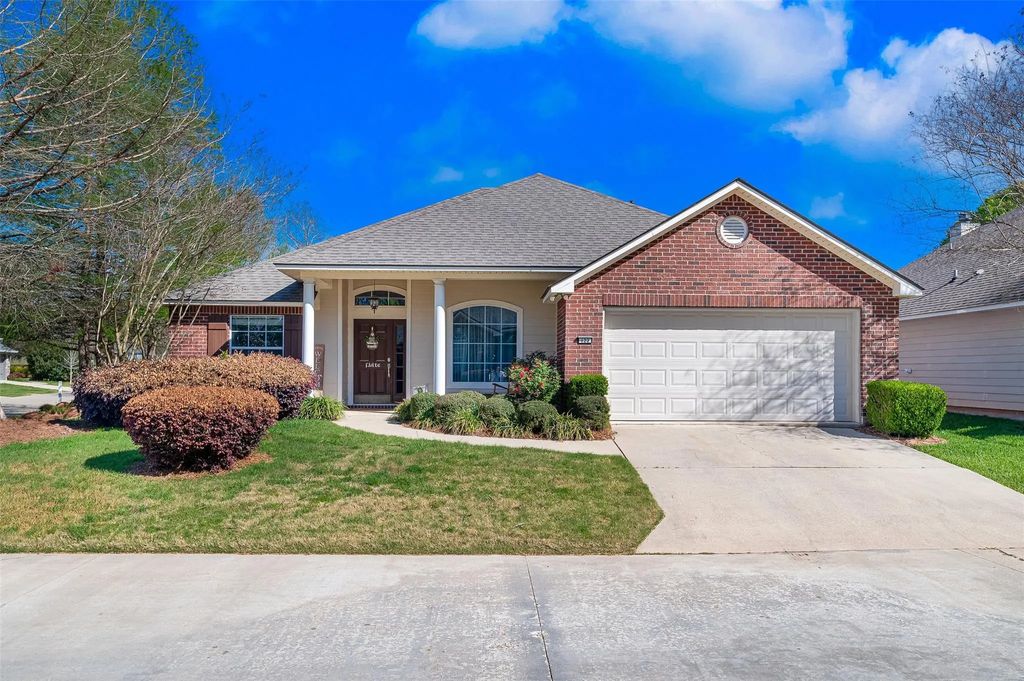122 Riverbrooke Drive, Shreveport