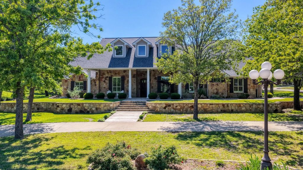 3707 De Cordova Ranch Road, Granbury