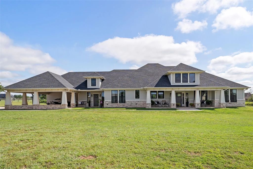 100 Tall Grass Court, Weatherford