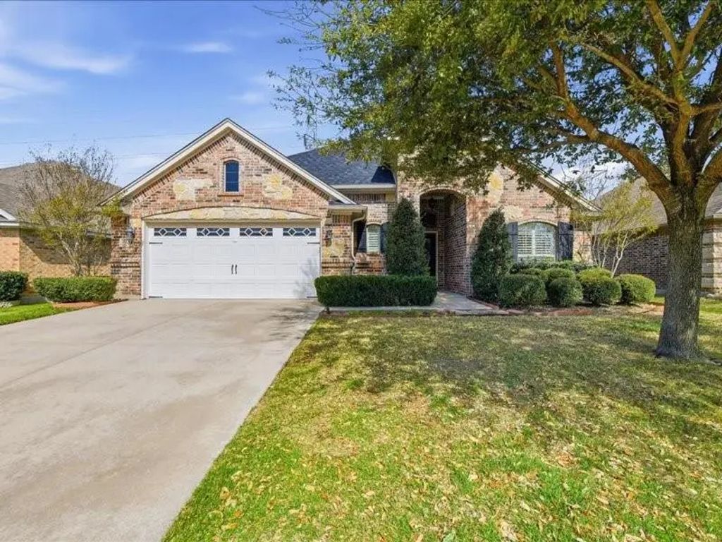 5524 Plata Lane, Benbrook