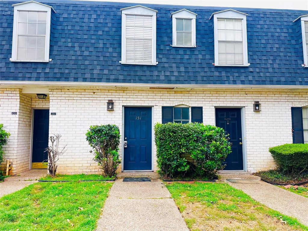 3730 Fairfield Avenue 151, Shreveport